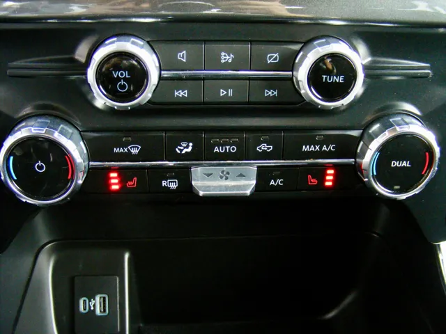 2023 Ford F-150 XLT - Photo 31