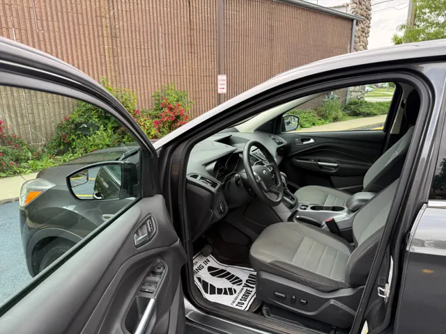 2015 Ford Escape SE - Photo 21