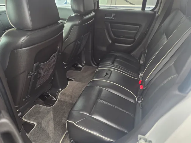 2010 Hummer H3 Luxury Edition - Photo 8