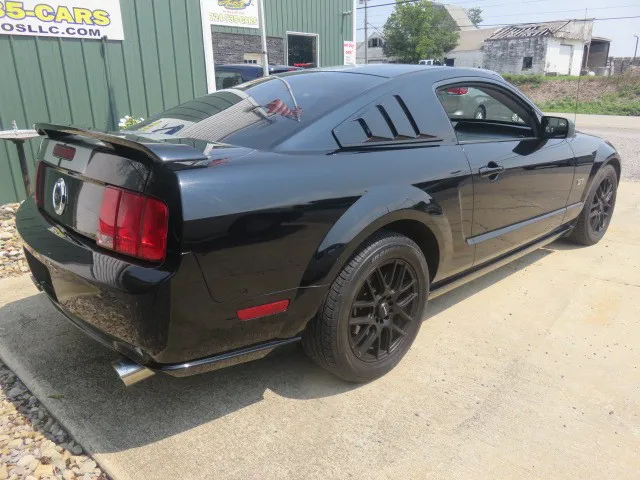 2006 Ford Mustang GT Deluxe - Photo 7