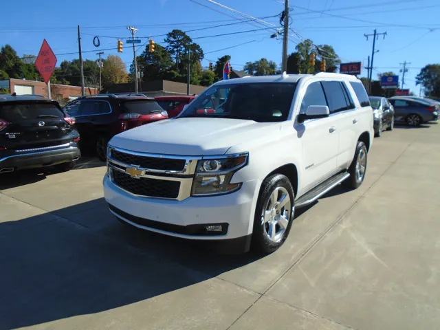 2020 Chevrolet Tahoe LT photo 2