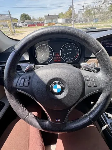 2010 BMW 3 Series 335i - Photo 12