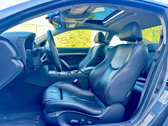 2011 INFINITI G Coupe 37 Journey - Photo 34