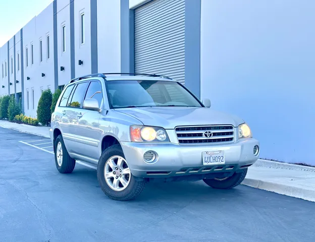 2002 Toyota Highlander's photo