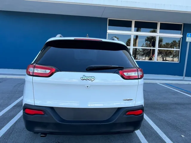 2017 Jeep Cherokee Latitude - Photo 14