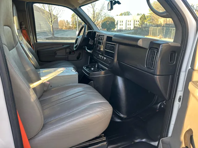 2013 Chevrolet Express Cargo Work Van - Photo 15