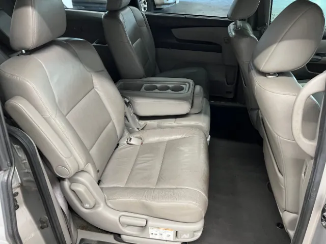 2012 Honda Odyssey EX-L - Photo 11