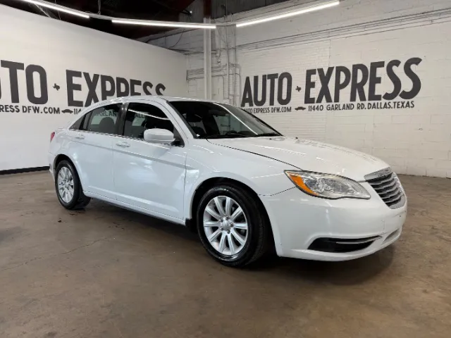2014 Chrysler 200