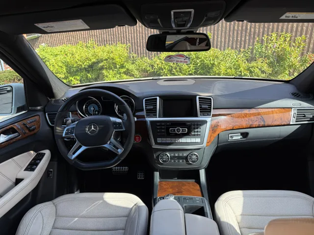2012 Mercedes-Benz M-Class ML63 AMG - Photo 23