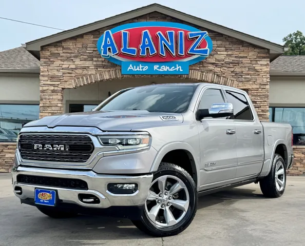 2022 RAM 1500 Limited 4x4 Crew Cab 5'7's photo