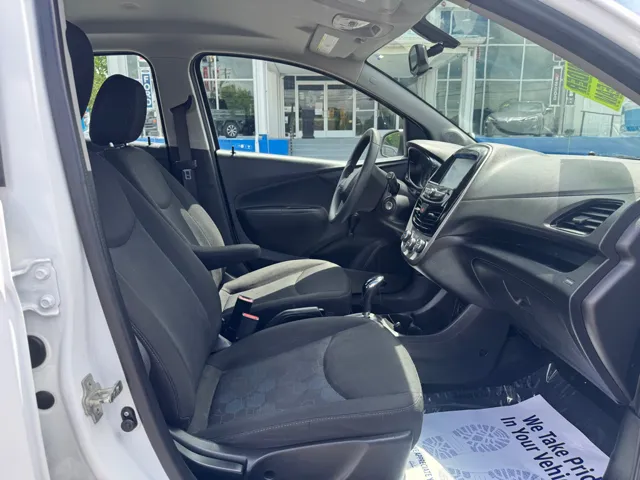 2017 Chevrolet Spark LS - Photo 9