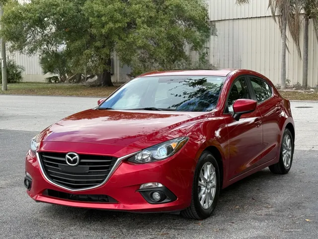 2015 Mazda MAZDA3 i Touring's photo