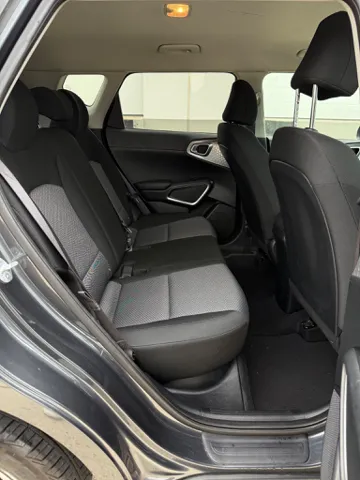 2023 Kia Soul LX - Photo 14