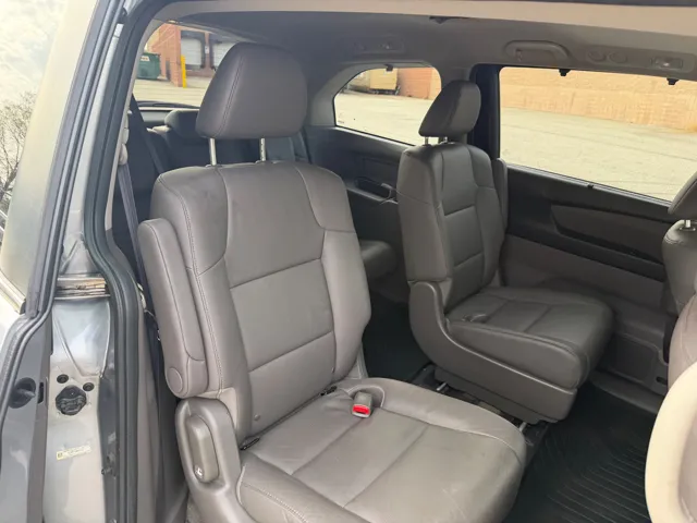 2017 Honda Odyssey EX-L - Photo 17