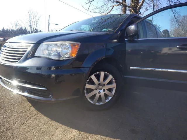 2014 Chrysler Town & Country Touring