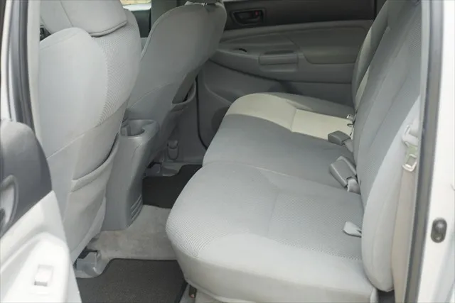 2011 Toyota Tacoma Base - Photo 11