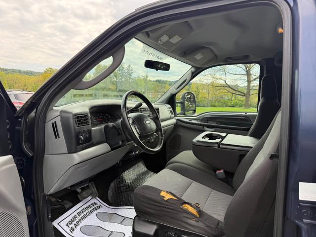 2004 Ford F-250 SD XLT Crew Cab 4WD