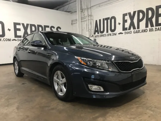 2015 Kia Optima LX's photo