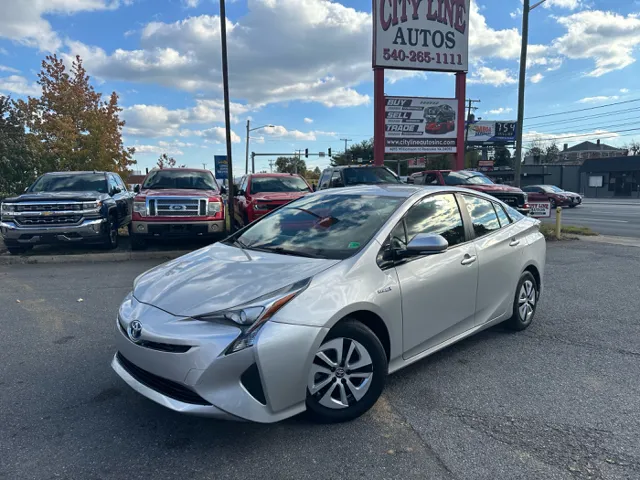 2016 Toyota Prius Three