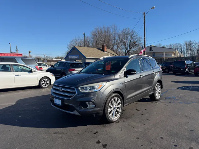 2017 Ford Escape Base's photo