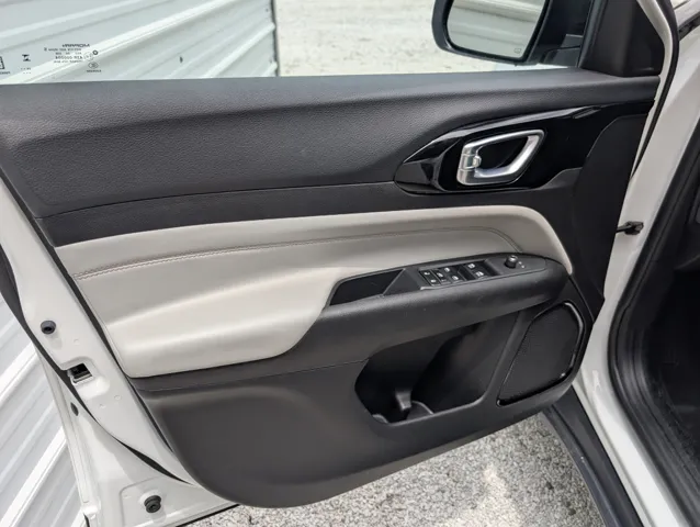 2025 Jeep Compass Limited - Photo 6