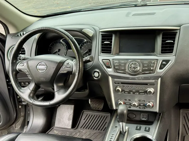 2019 Nissan Pathfinder SL - Photo 12