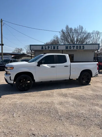 2019 Chevrolet Silverado 1500 Custom 4X4 Double Cab Std Box's photo