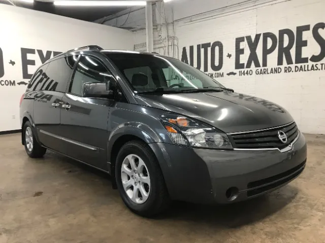 2008 Nissan Quest S's photo