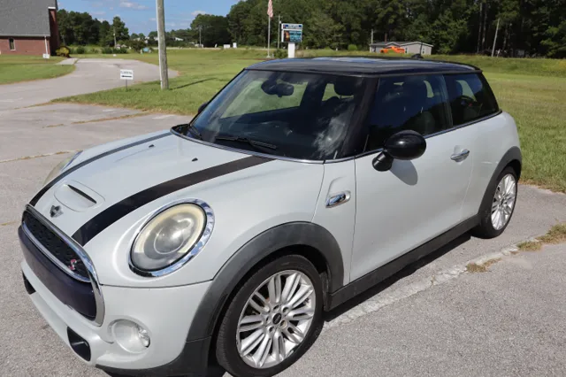 2015 MINI Cooper