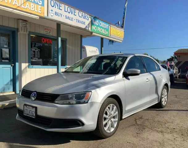 2011 Volkswagen Jetta's photo