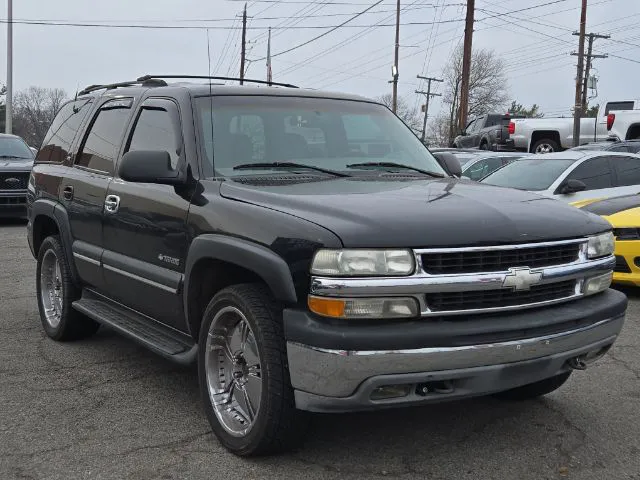 2002 Chevrolet Tahoe LS's photo