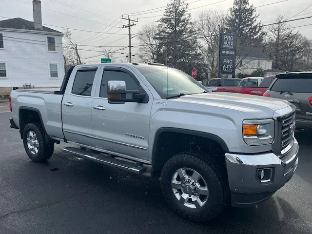 2018 GMC Sierra 2500HD SLT's photo