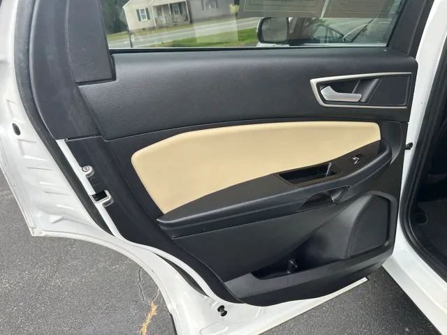 2018 Ford Edge SEL - Photo 12