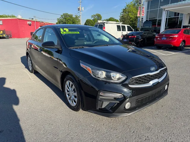 2019 Kia Forte FE AT's photo