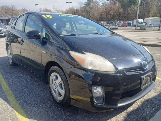 2010 Toyota Prius III