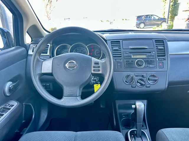 2011 Nissan Versa SL - Photo 44