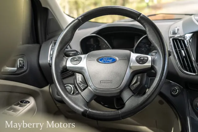 2014 Ford Escape Titanium - Photo 28