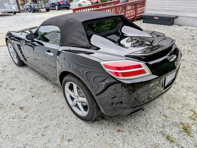 2008 Saturn Sky Turbo Convertible photo 5