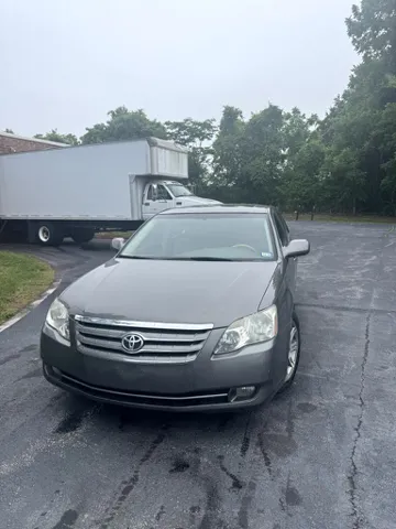 2007 Toyota Avalon XL's photo