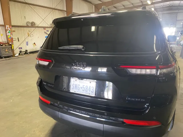 2023 Jeep Grand Cherokee L Limited - Photo 4