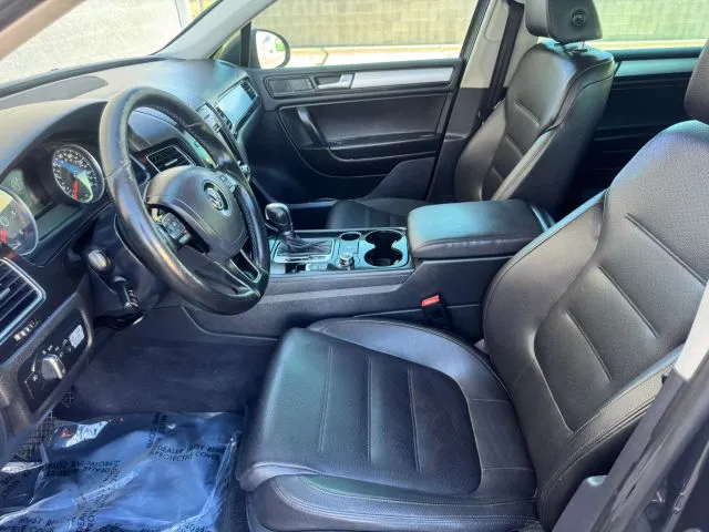 2013 Volkswagen Touareg Sport - Photo 10
