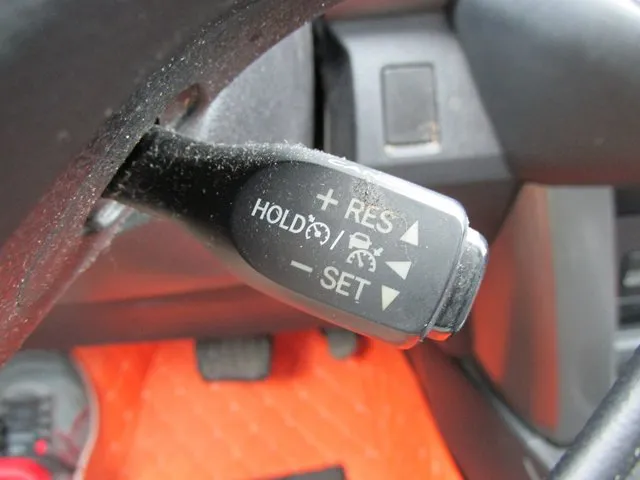 2016 Toyota RAV4 SE - Photo 16