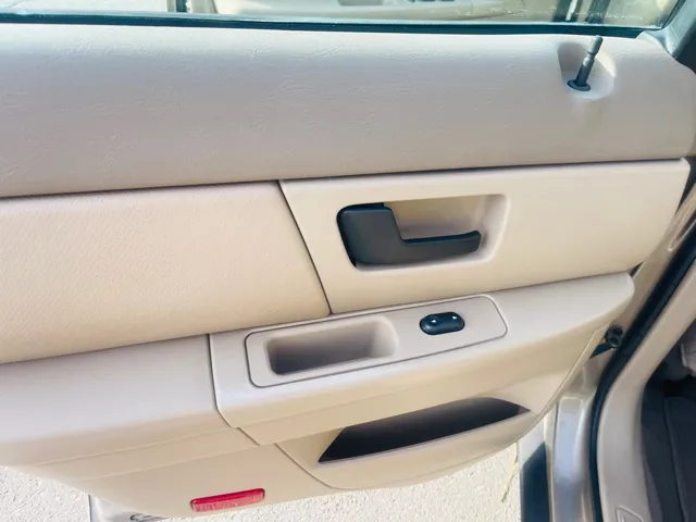 2003 Ford Taurus SES - Photo 15