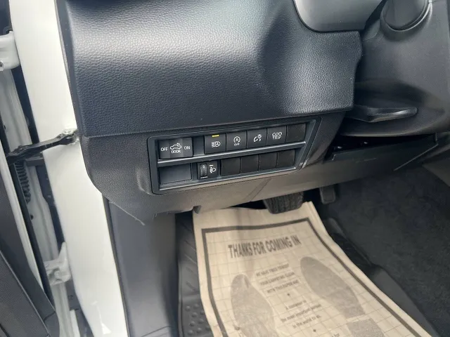 2025 Toyota Tundra SR - Photo 18