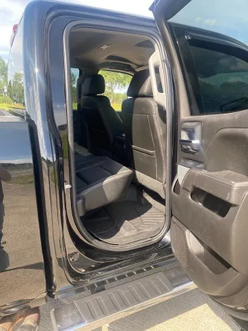 2017 Chevrolet Silverado 2500HD LTZ - Photo 8