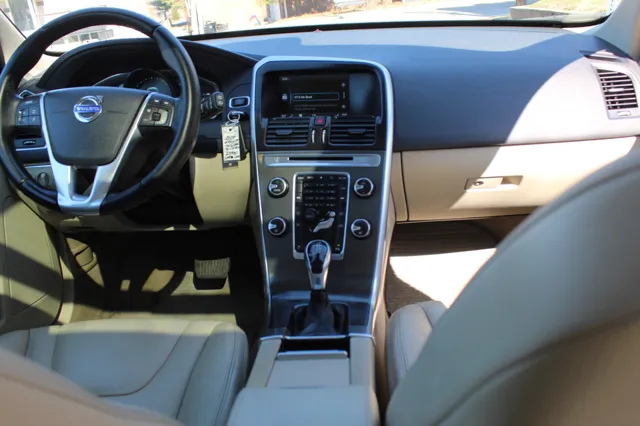 2014 Volvo XC60 3.2 - Photo 10