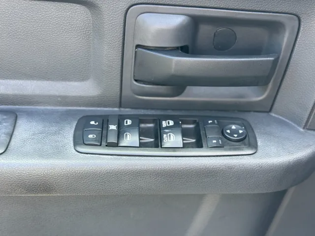 2012 RAM Ram 2500 Pickup ST - Photo 18