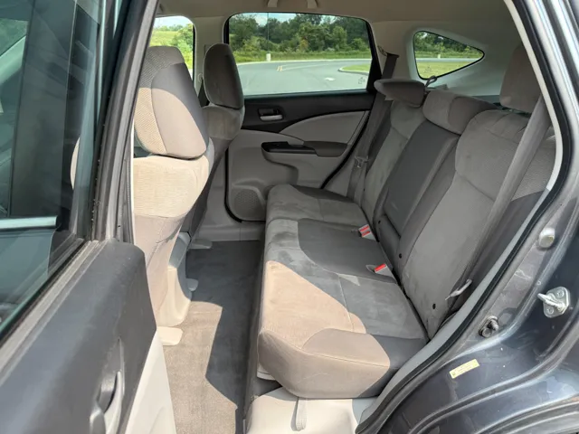 2013 Honda CR-V LX photo 13