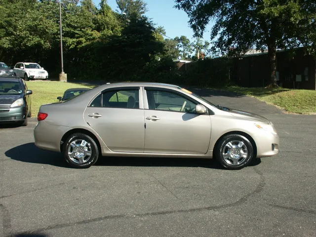 2009 Toyota Corolla photo 4