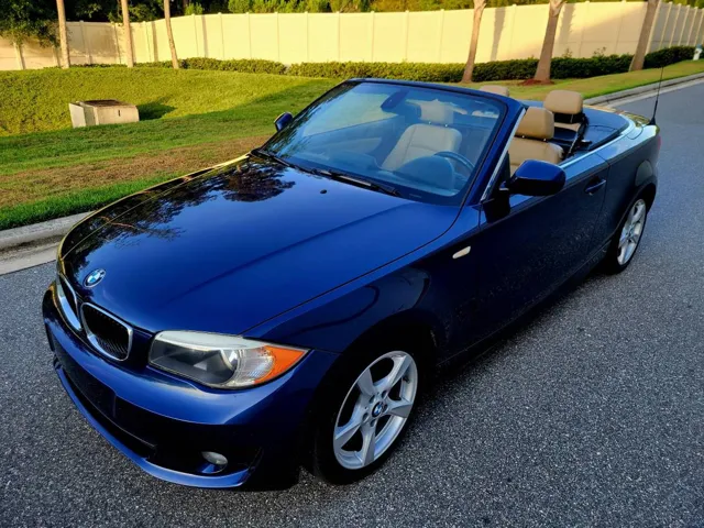 2012 BMW 1 Series 128i Convertible's photo
